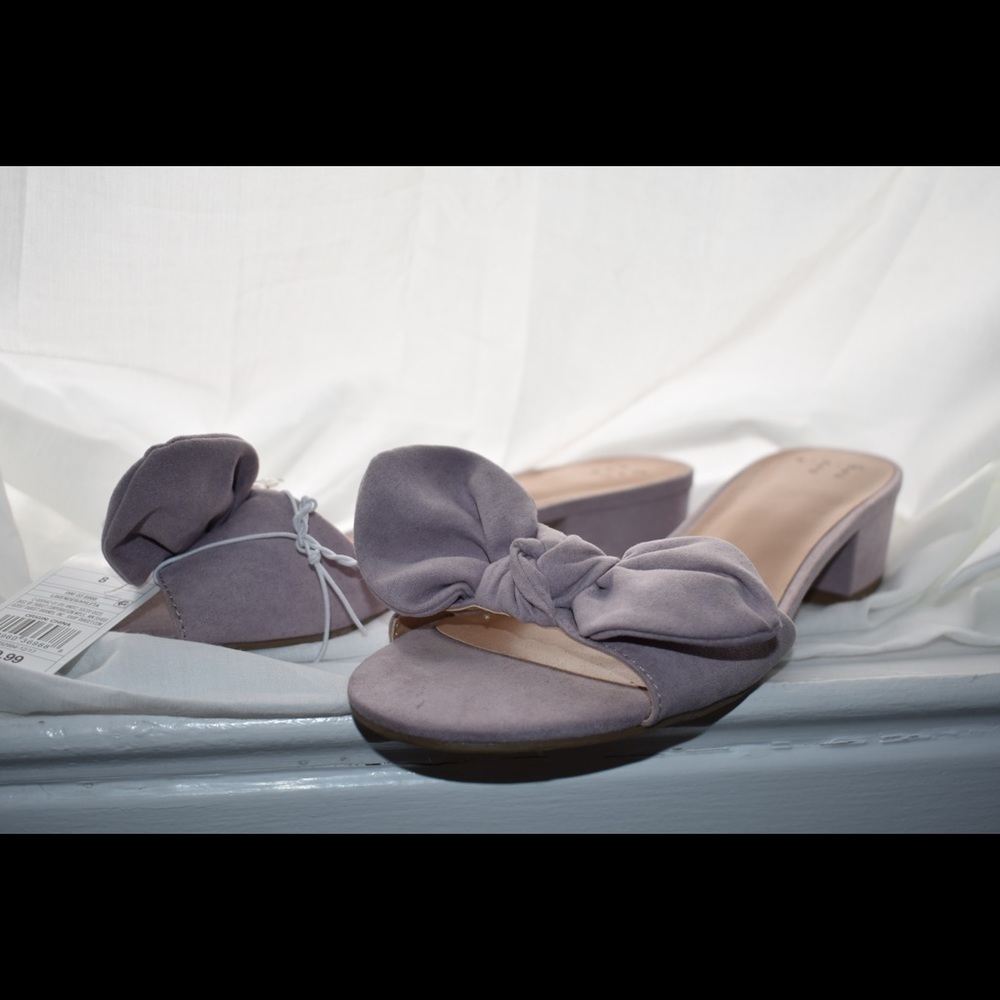 NWT target purple kitten heels with bow